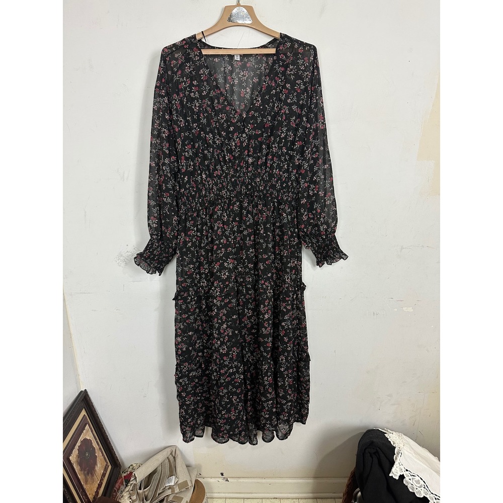 Time and Tru Womens XXL 20 Black Floral Smocked Waist V-Neck Midi Dress